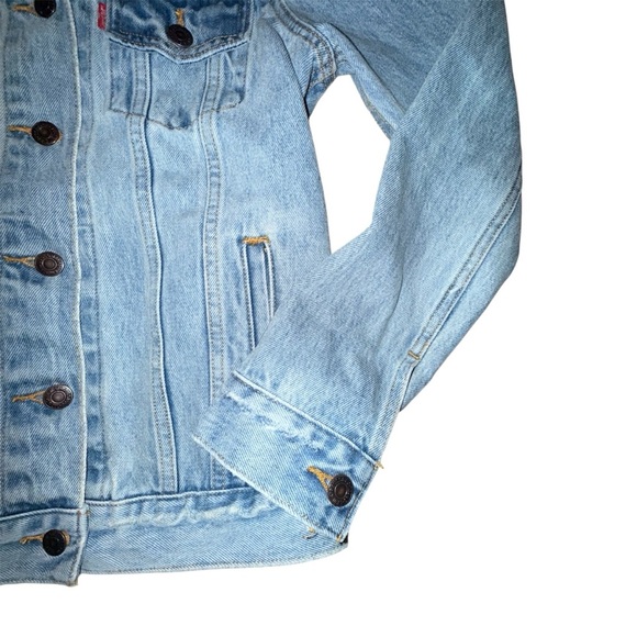 Levi's Light Blue Denim Jacket - Picture 6 of 8